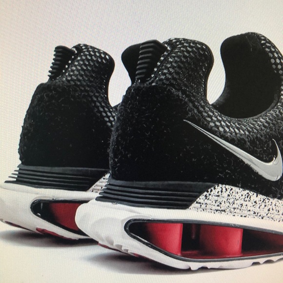 NIKE SHOX GRAVITY Sneakers - Picture 2 of 8